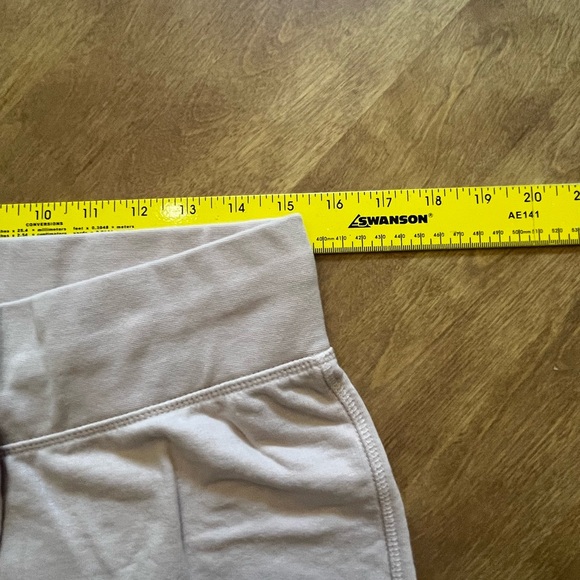 H&M Pink Relaxed Fit Pants – Size M - Picture 5 of 7